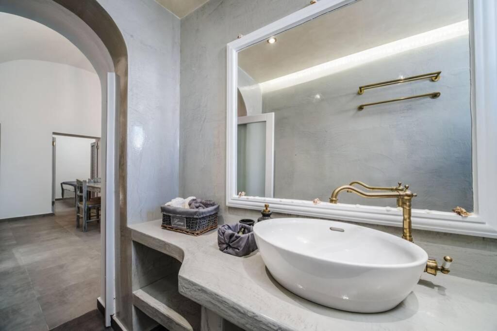 Villa Brouzos- Maisonette With Sea & Mountain View Emporio  외부 사진