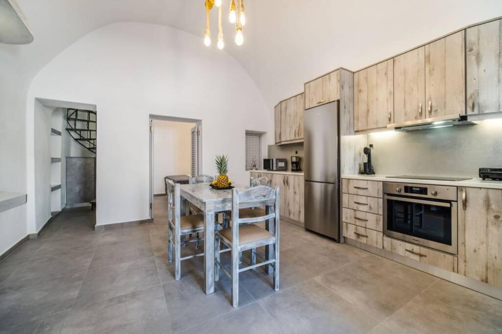 Villa Brouzos- Maisonette With Sea & Mountain View Emporio  외부 사진